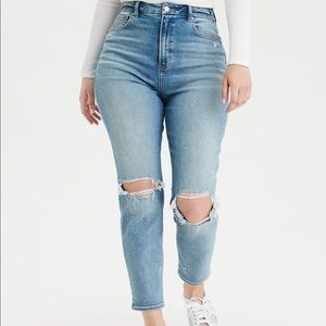 AE Curvy Jeans